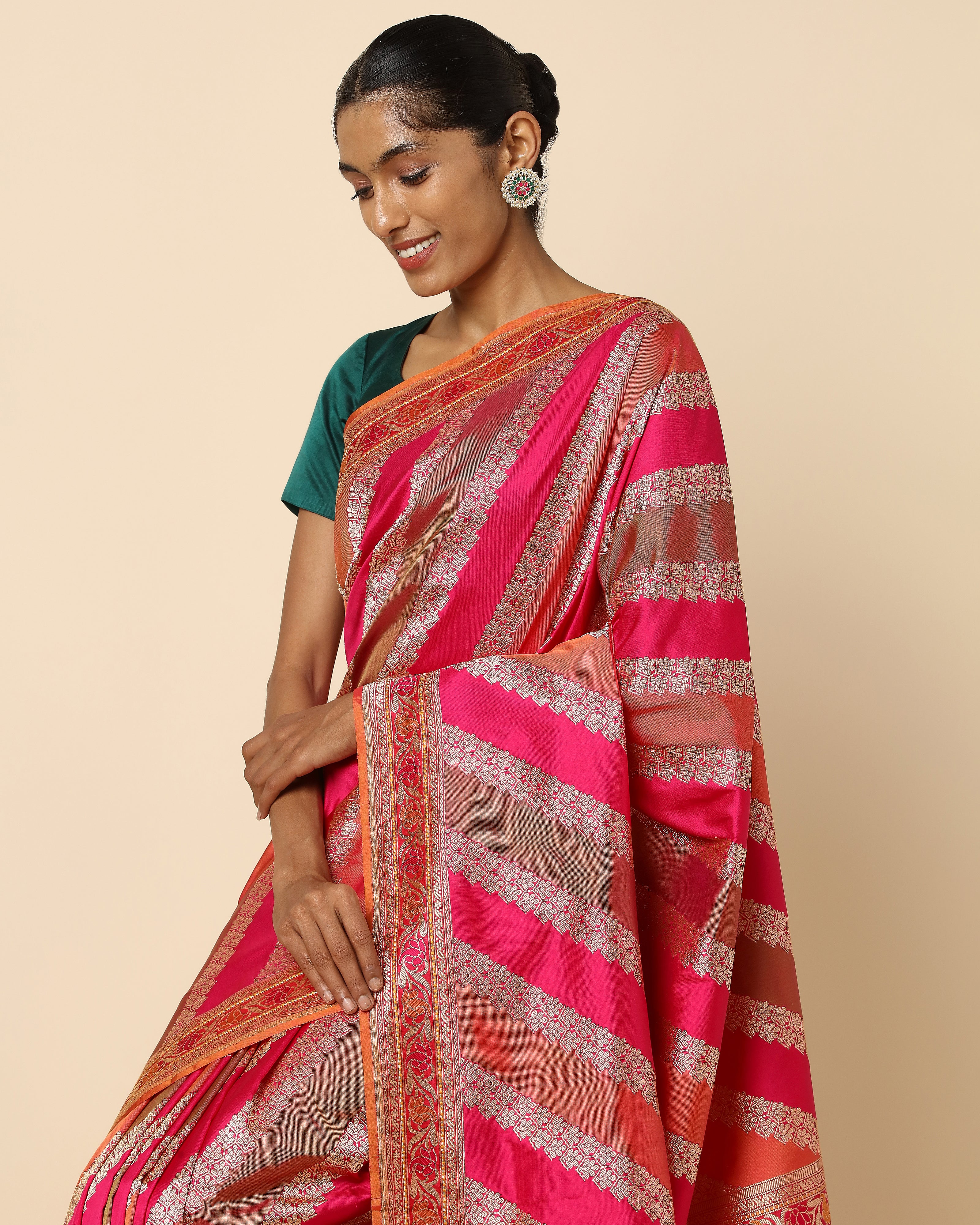 Vivaan Kadwa Silk Saree