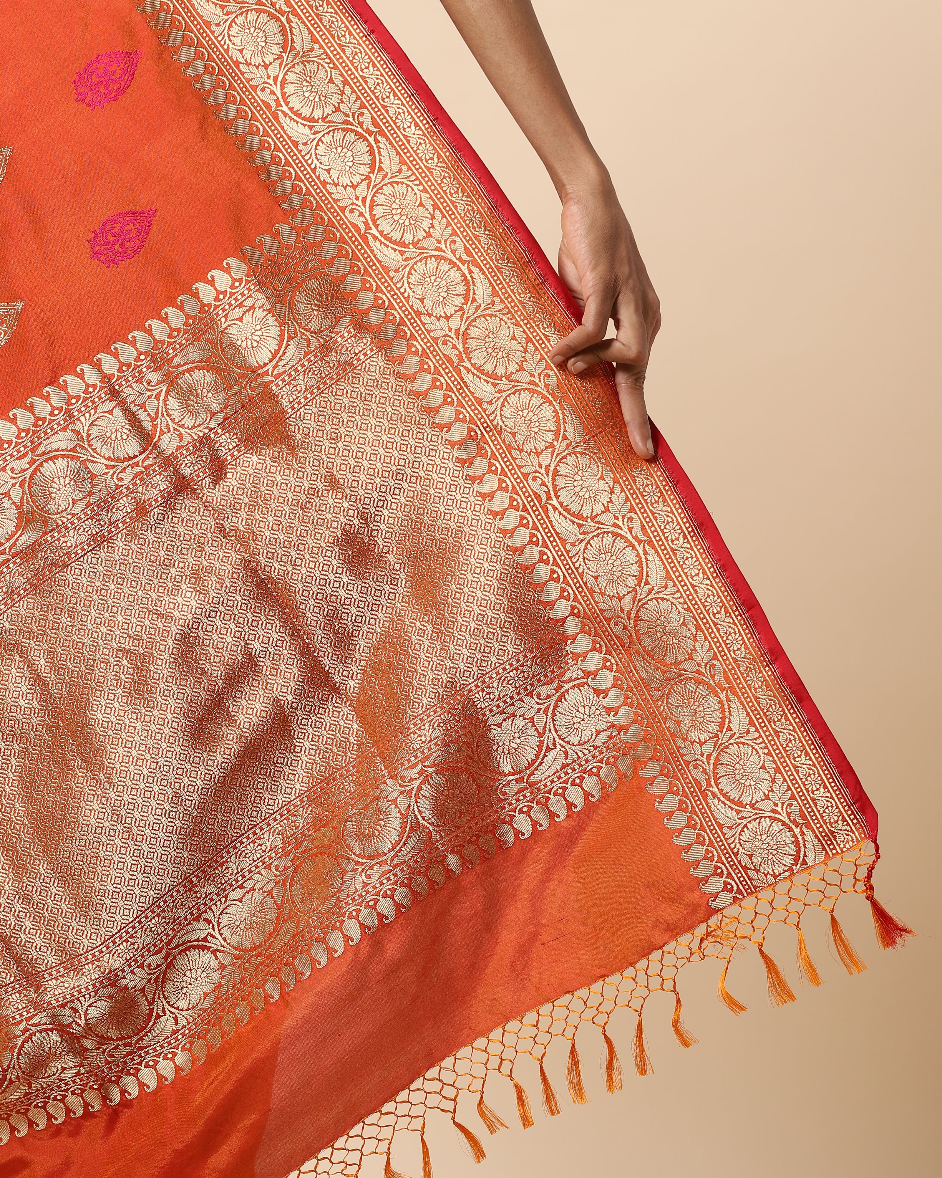 Swariti Kadwa Silk Saree