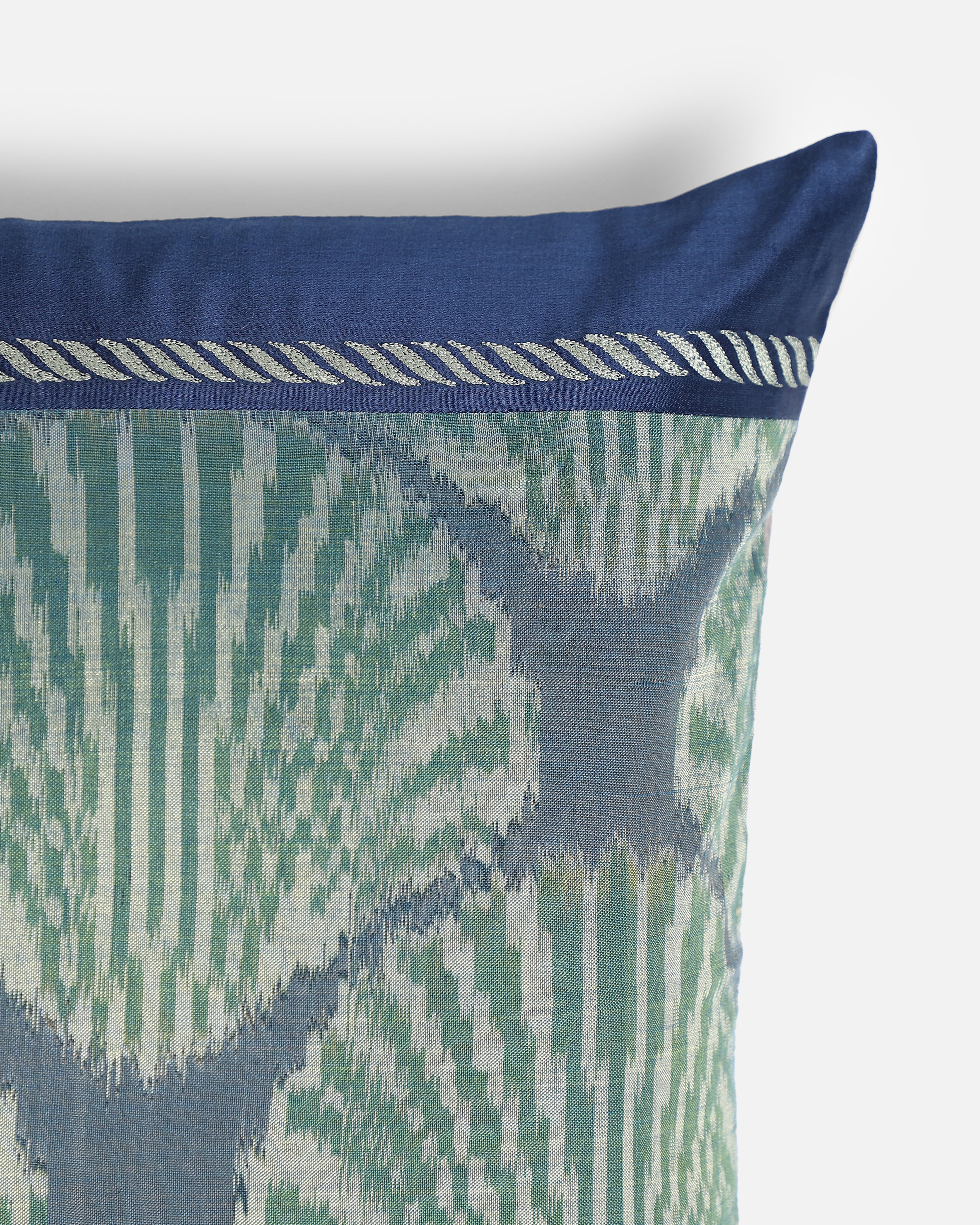 Naida Weft Ikat Cotton Silk Cushion Cover