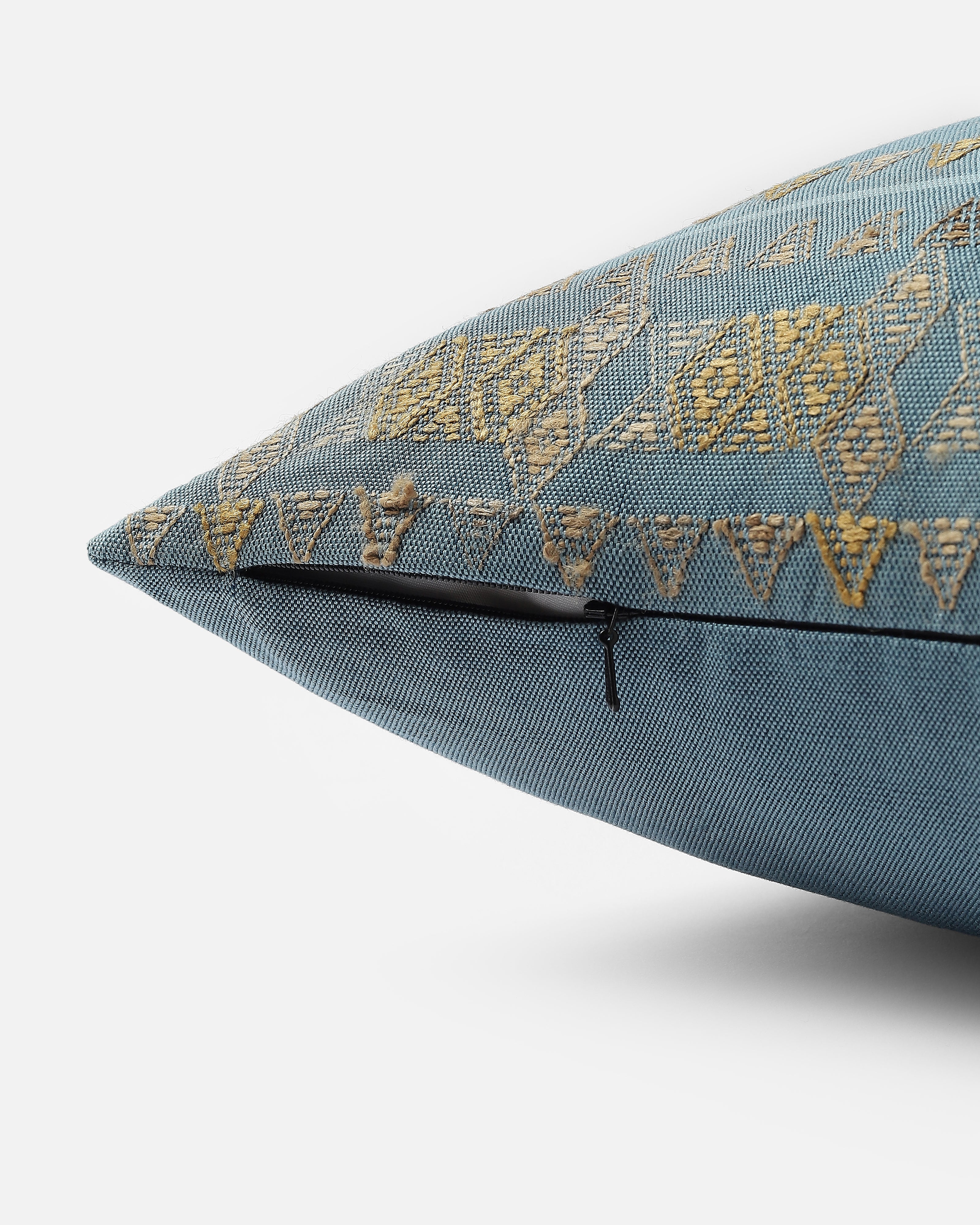 Poppy Bhujodi Extra Weft Cotton Cushion Cover