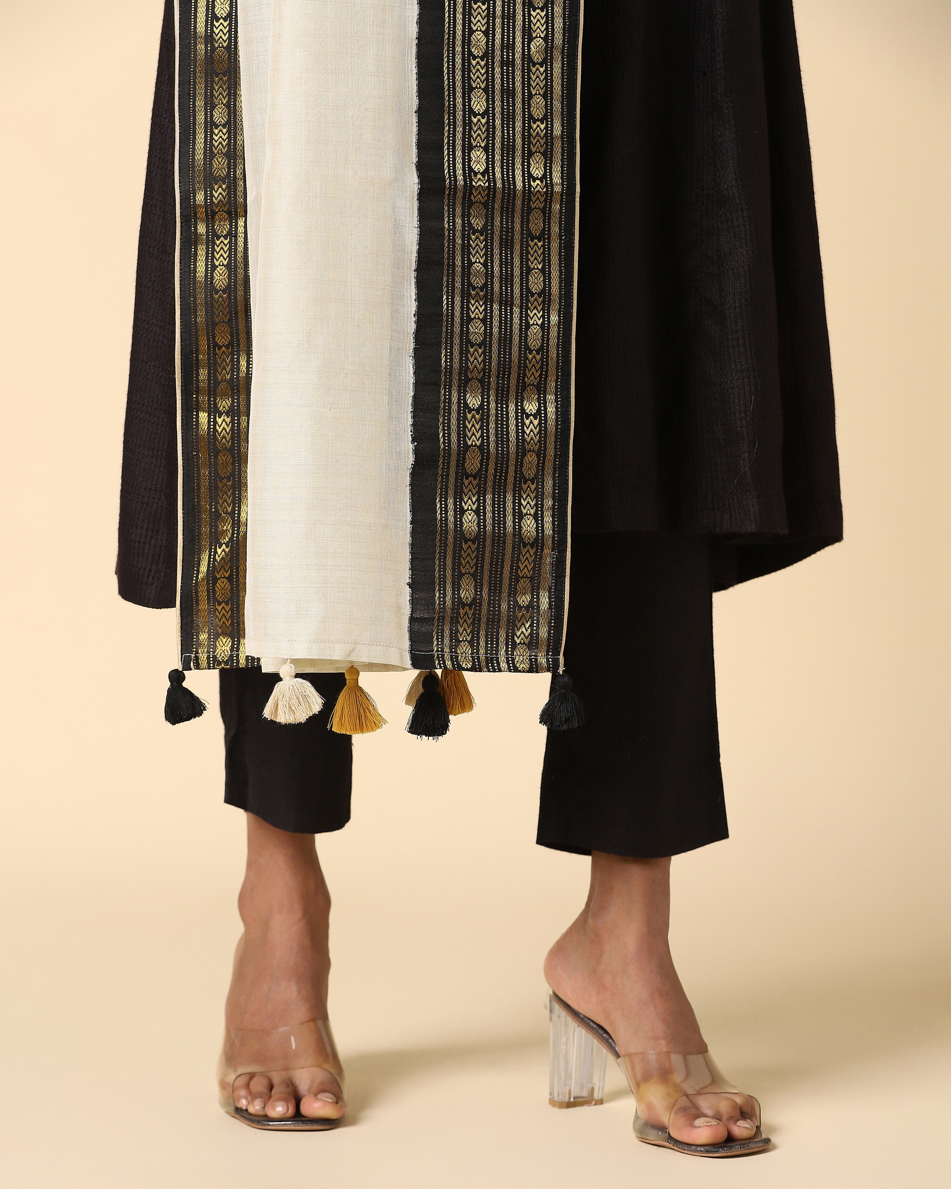 Janeen Gadwal Kuttu Weave Cotton Silk Dupatta