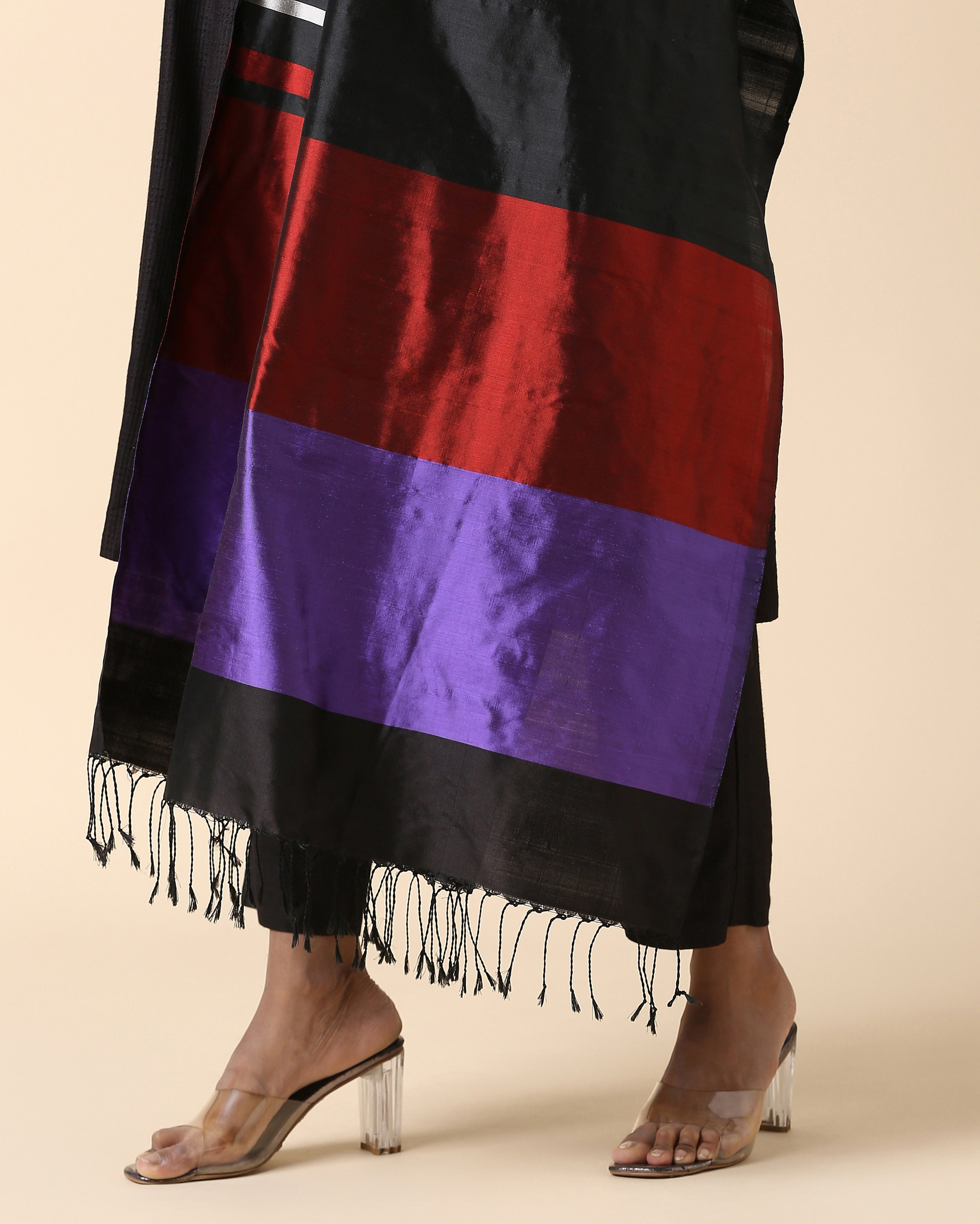 Meghni Pochampally Weft Ikat Silk Dupatta