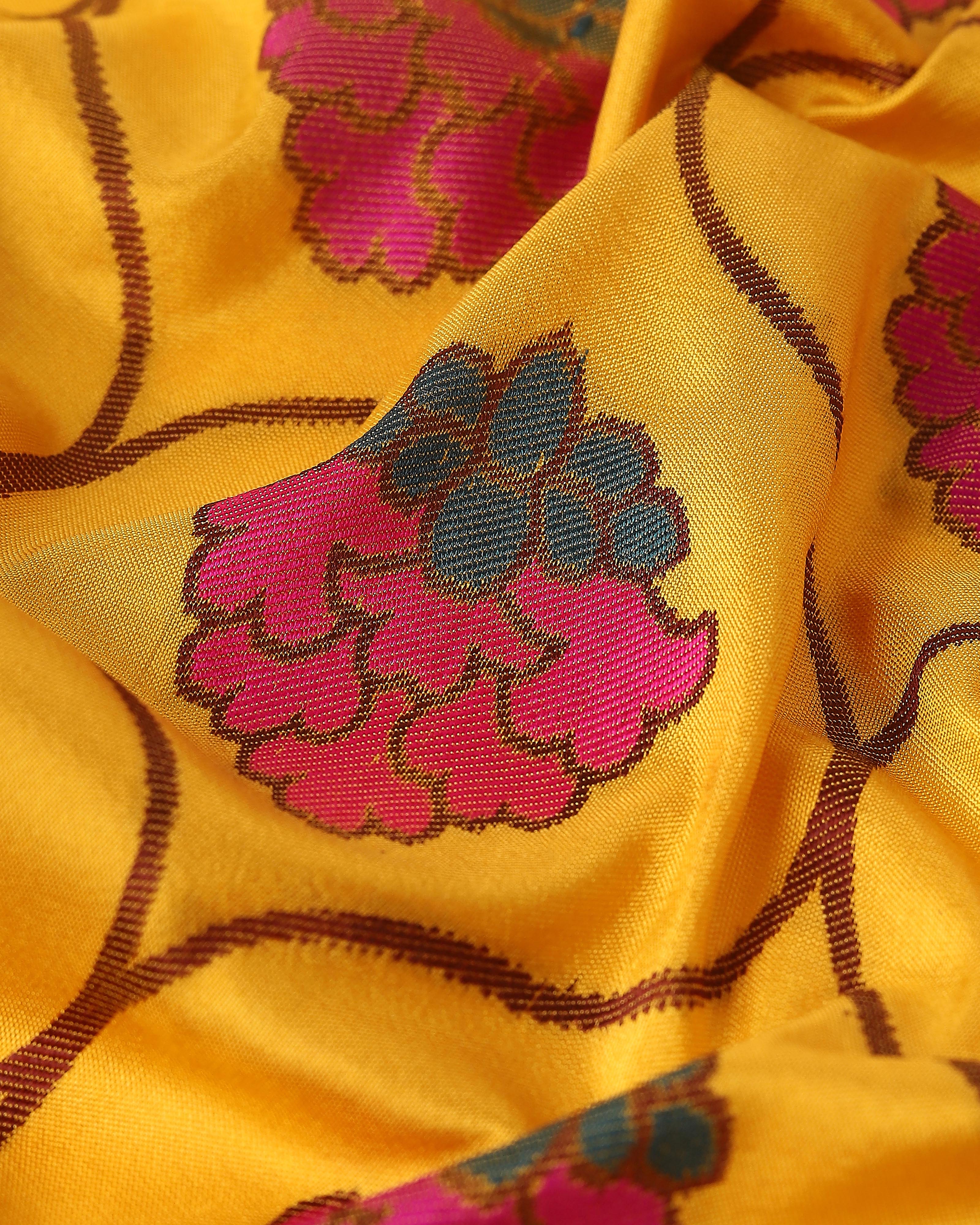 Bhakti Banarasi Cutwork Silk Saree