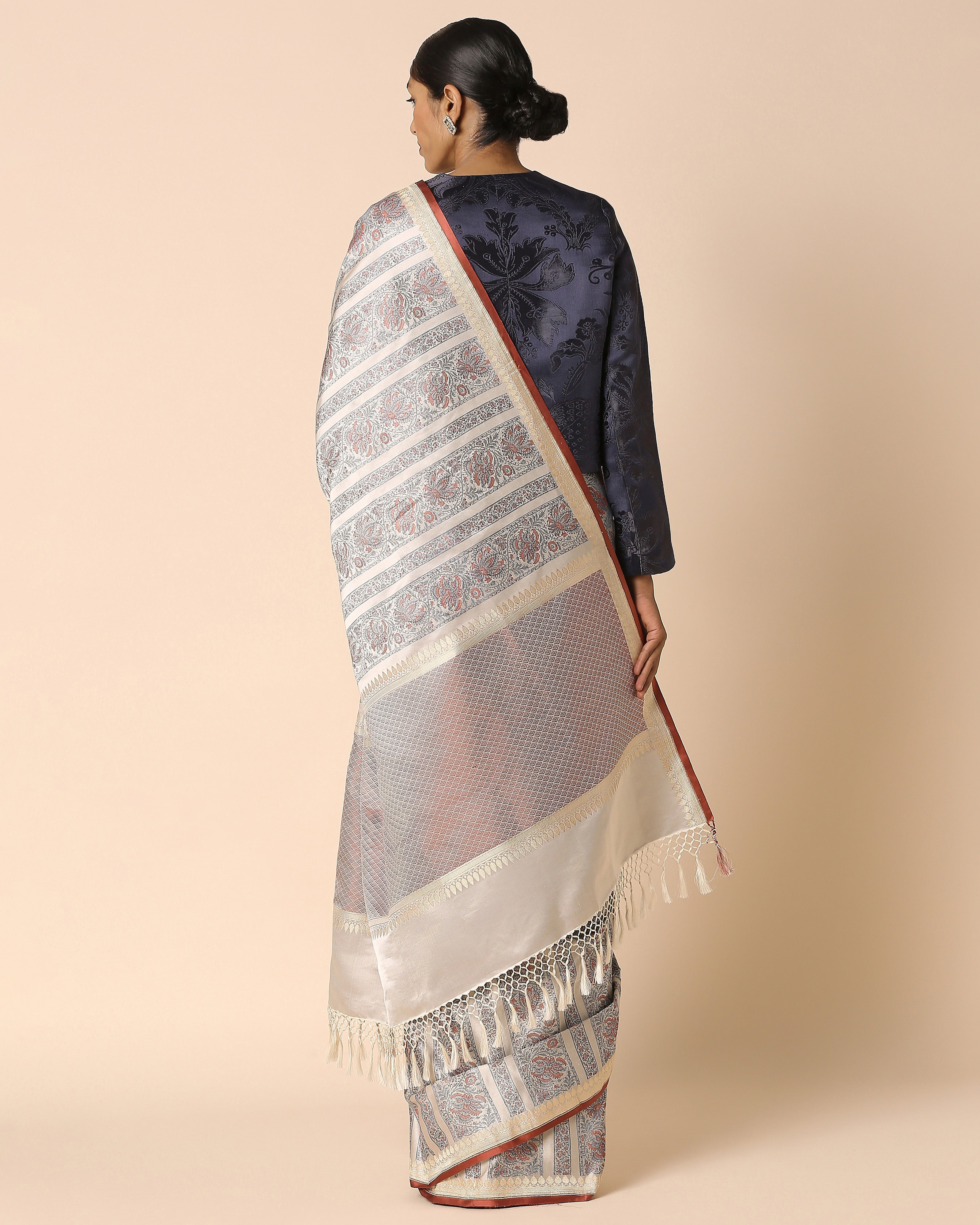 Anaya Banarasi Tanchoi And Kadwa Silk Saree
