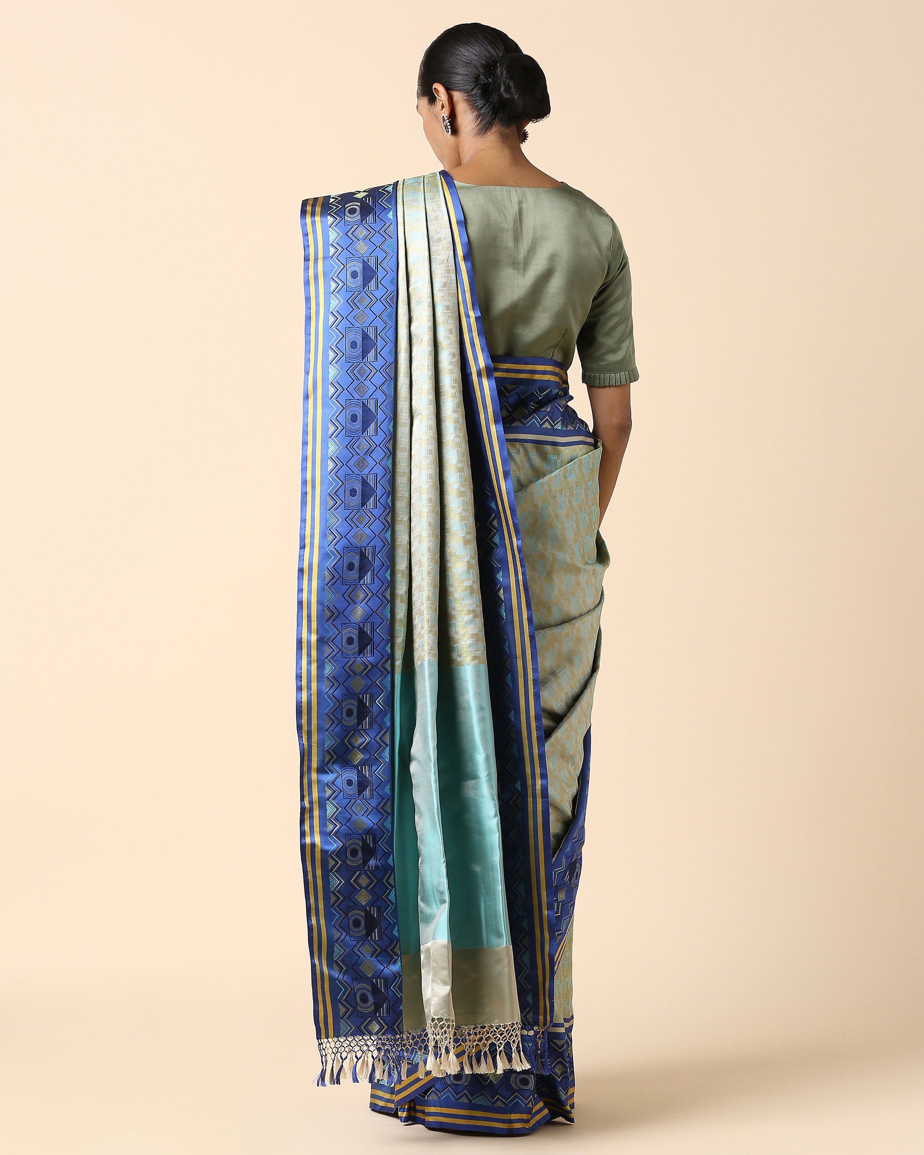 Soza Banarasi Tanchoi Silk Saree