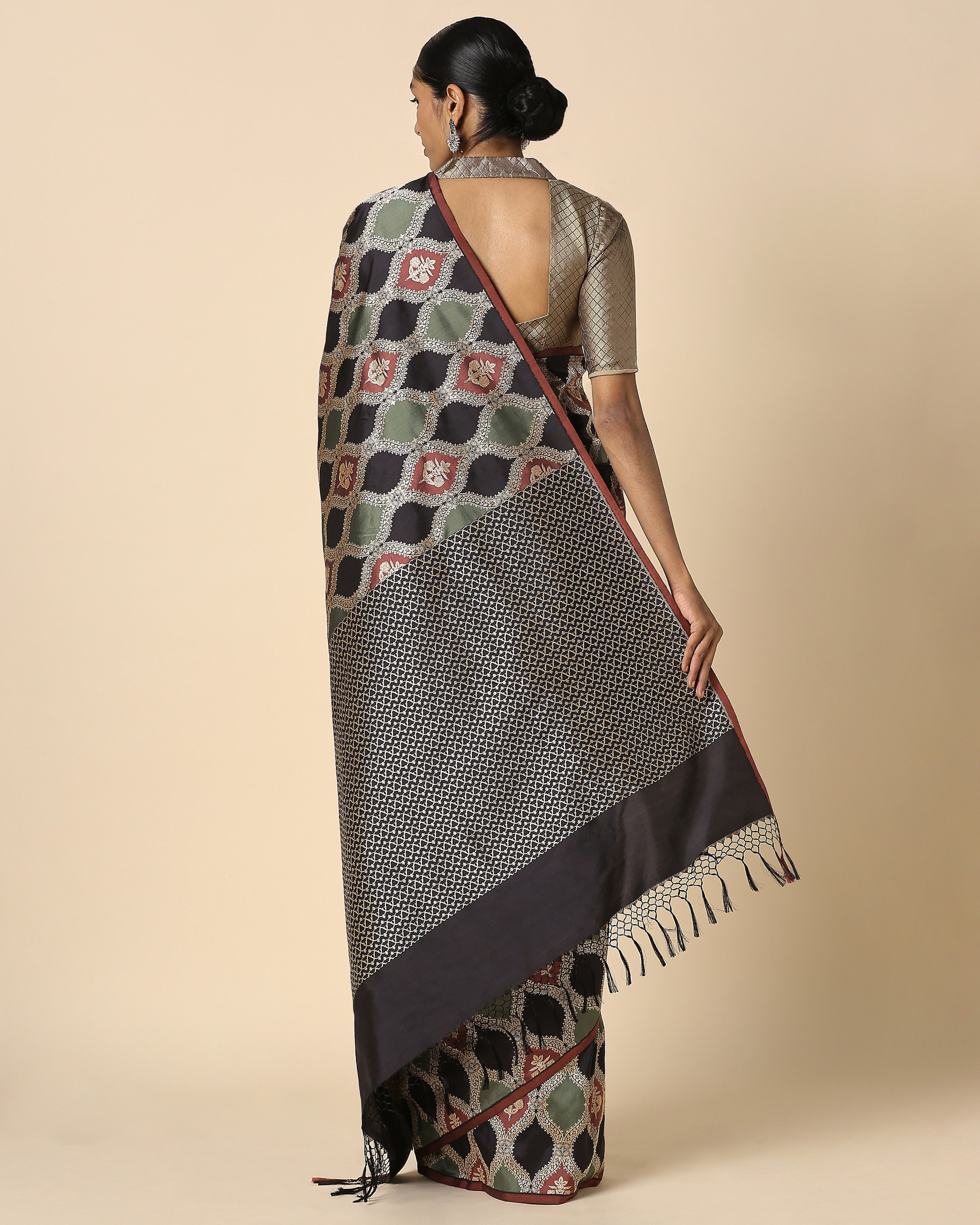 Zola Banarasi Rangkaat Silk Saree