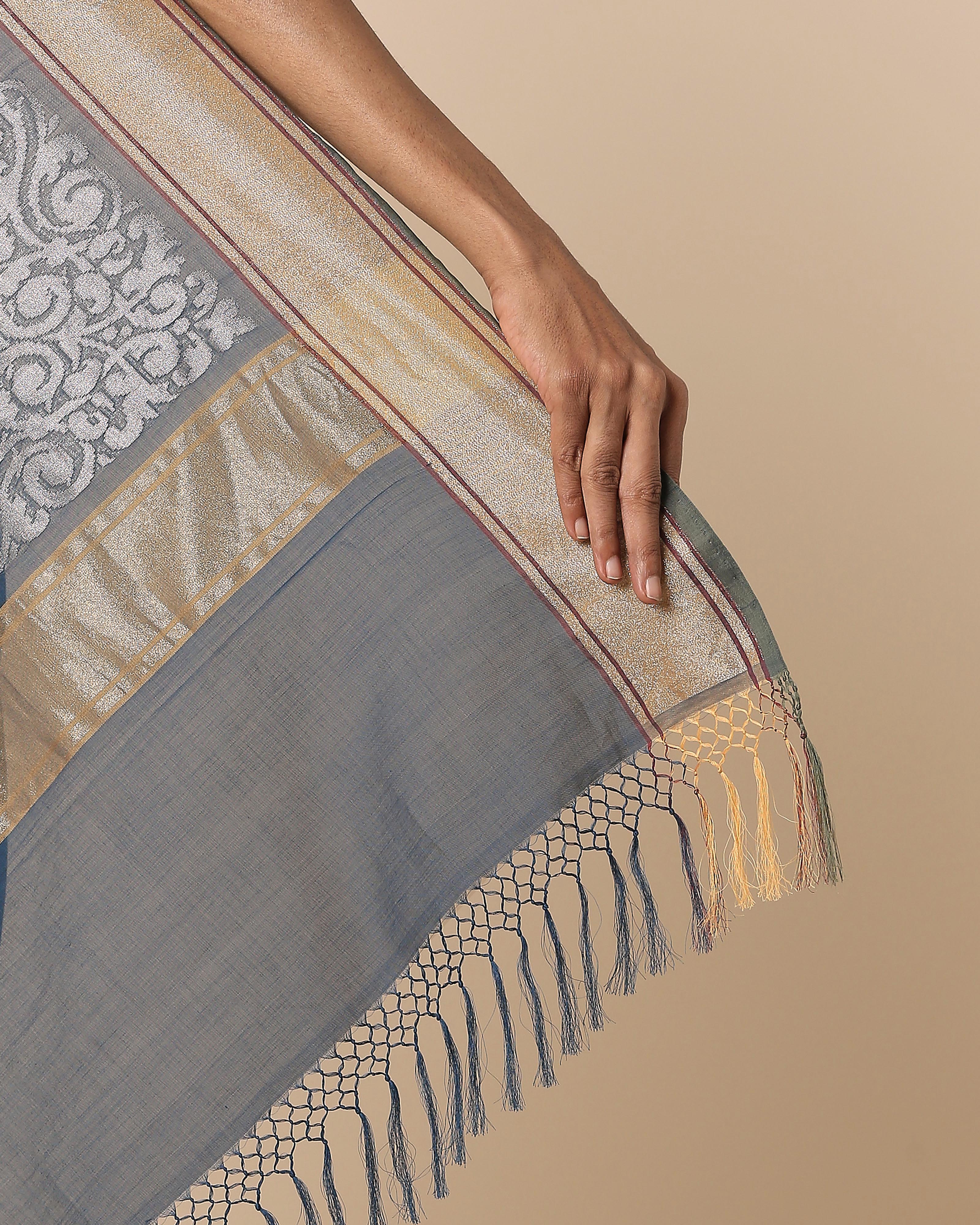 Haira Banarasi Kadwa Cotton Saree