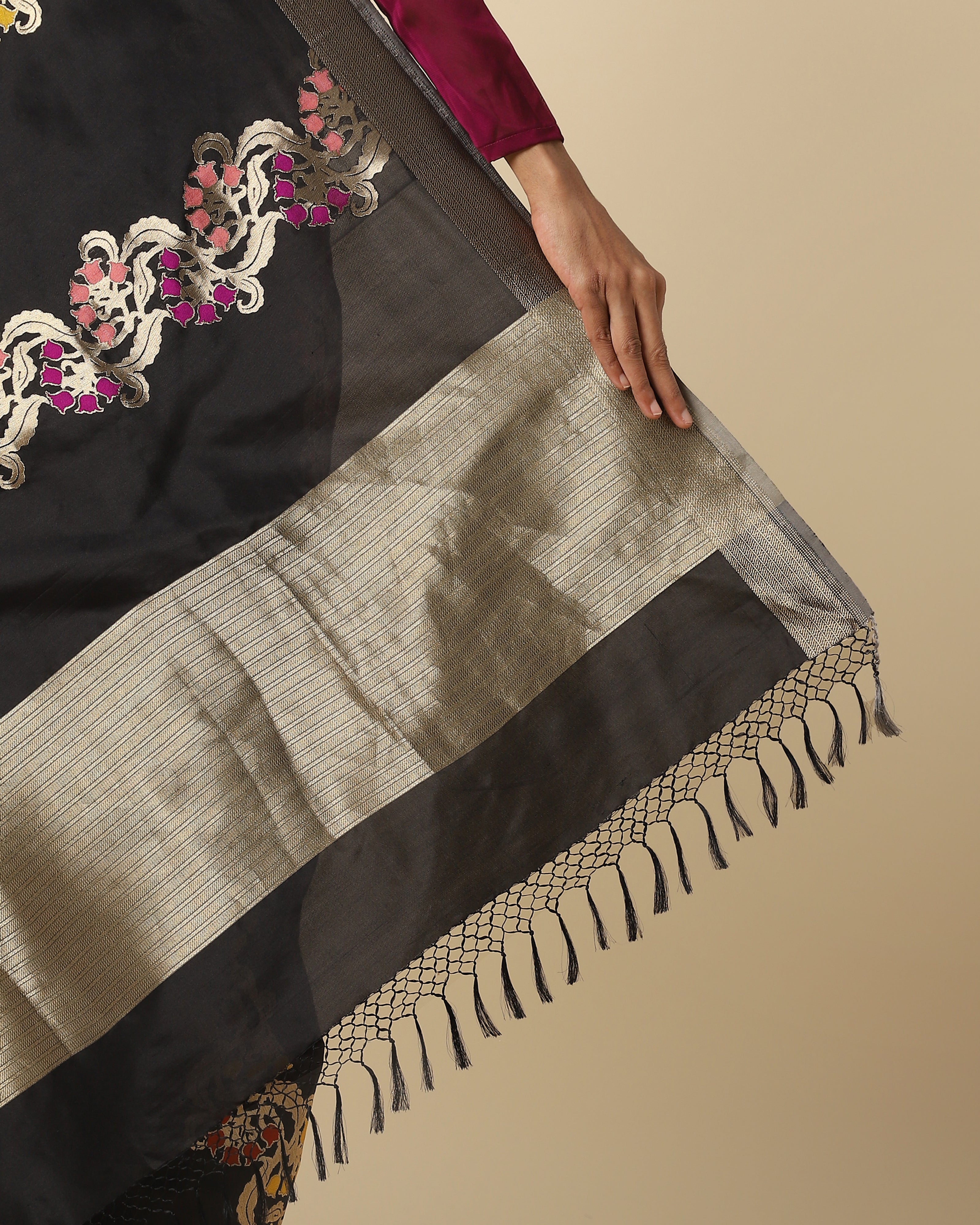 Tanuka Banarasi Cutwork Silk Saree