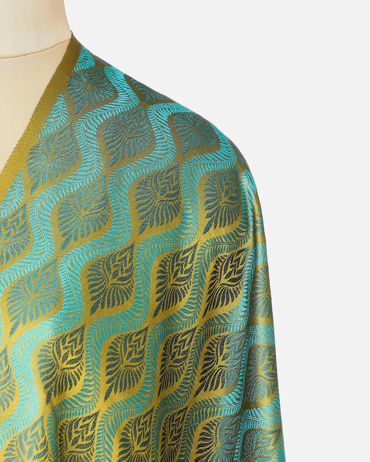 Aarshu Banarasi Tanchoi Silk Suit Material
