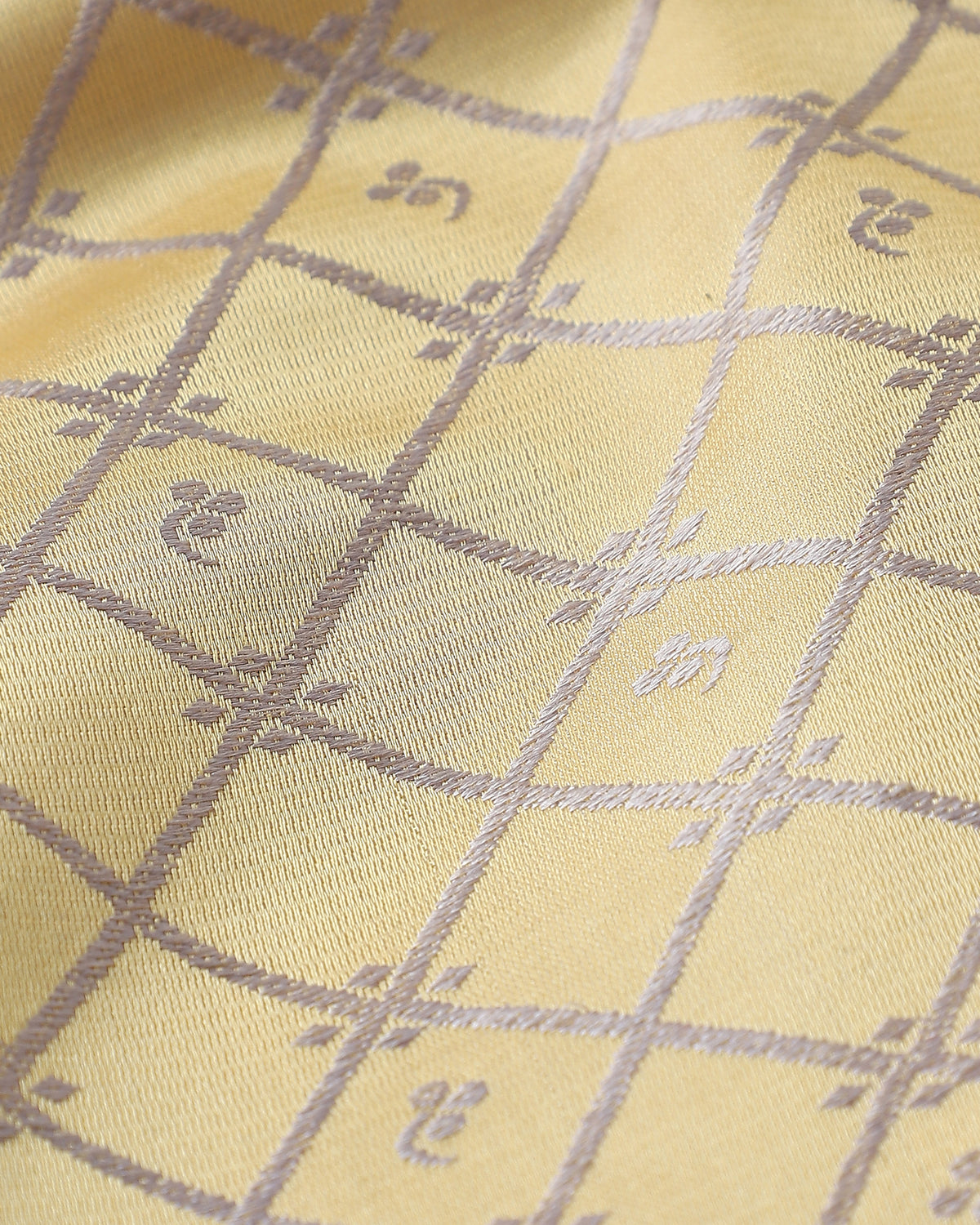 Hannah Banarasi Tanchoi Silk Suit Material