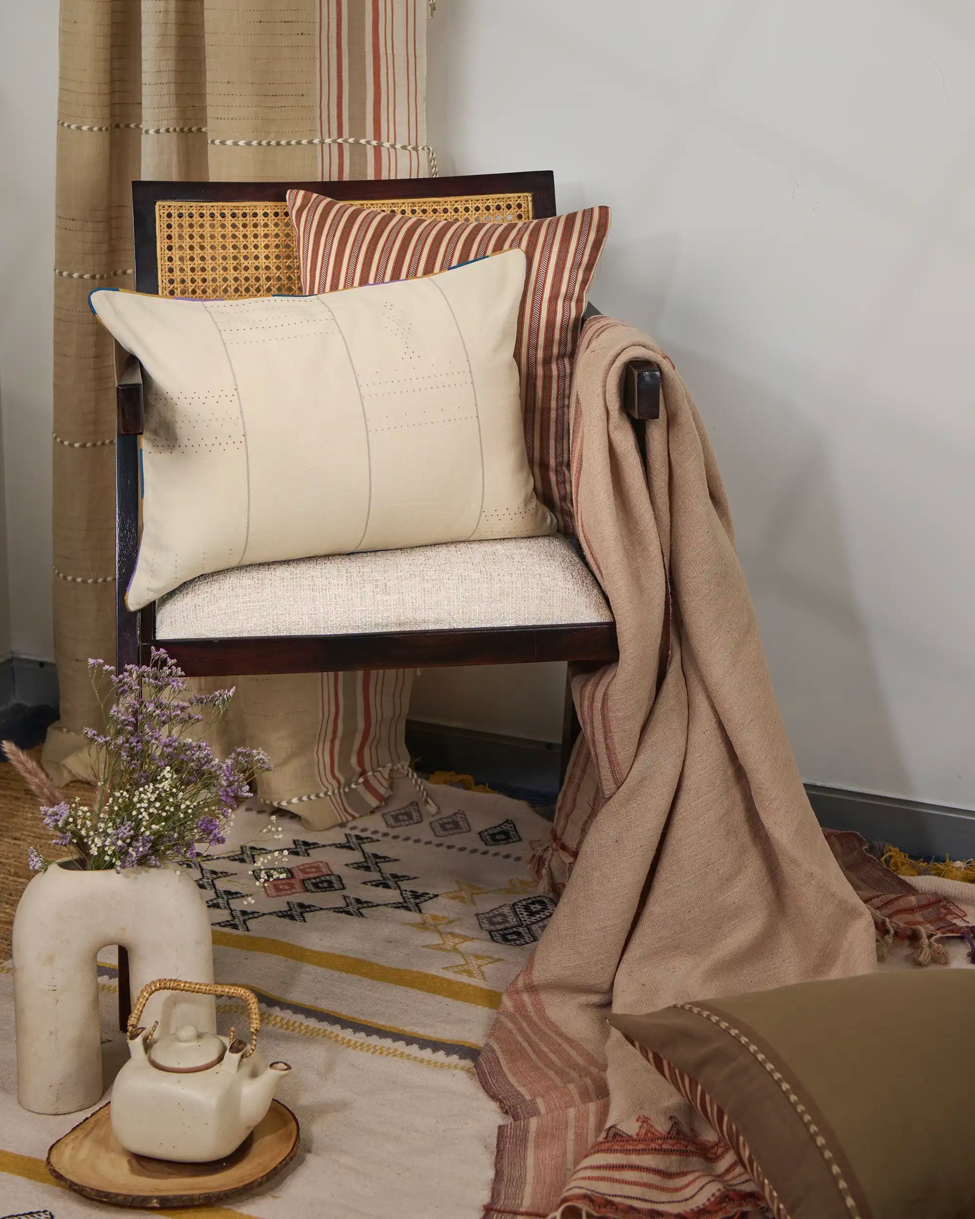 Checks Bhujodi Tangalia Cotton Cushion Cover
