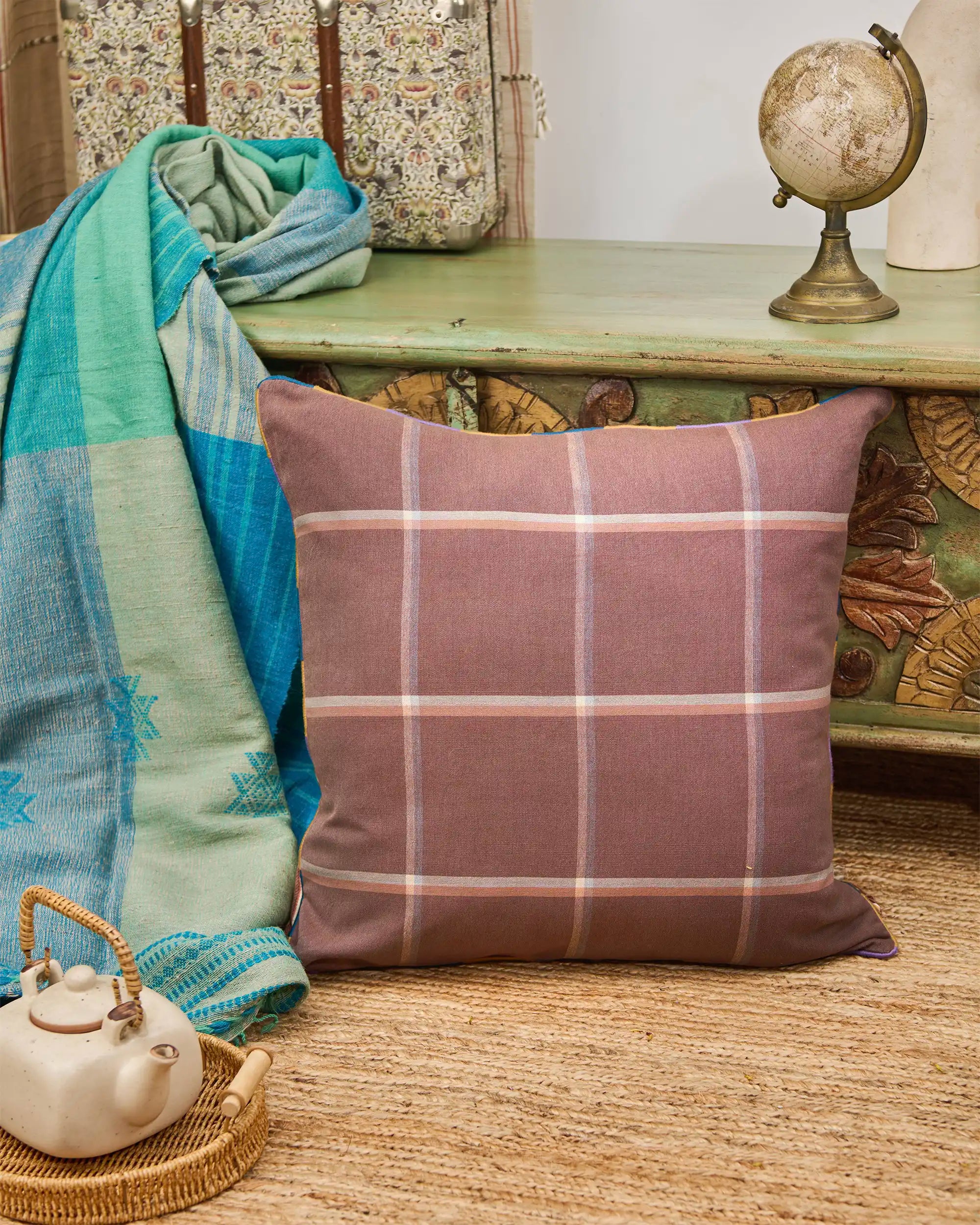 Renuka Bhujodi Plain Weave Cotton Cushion Cover