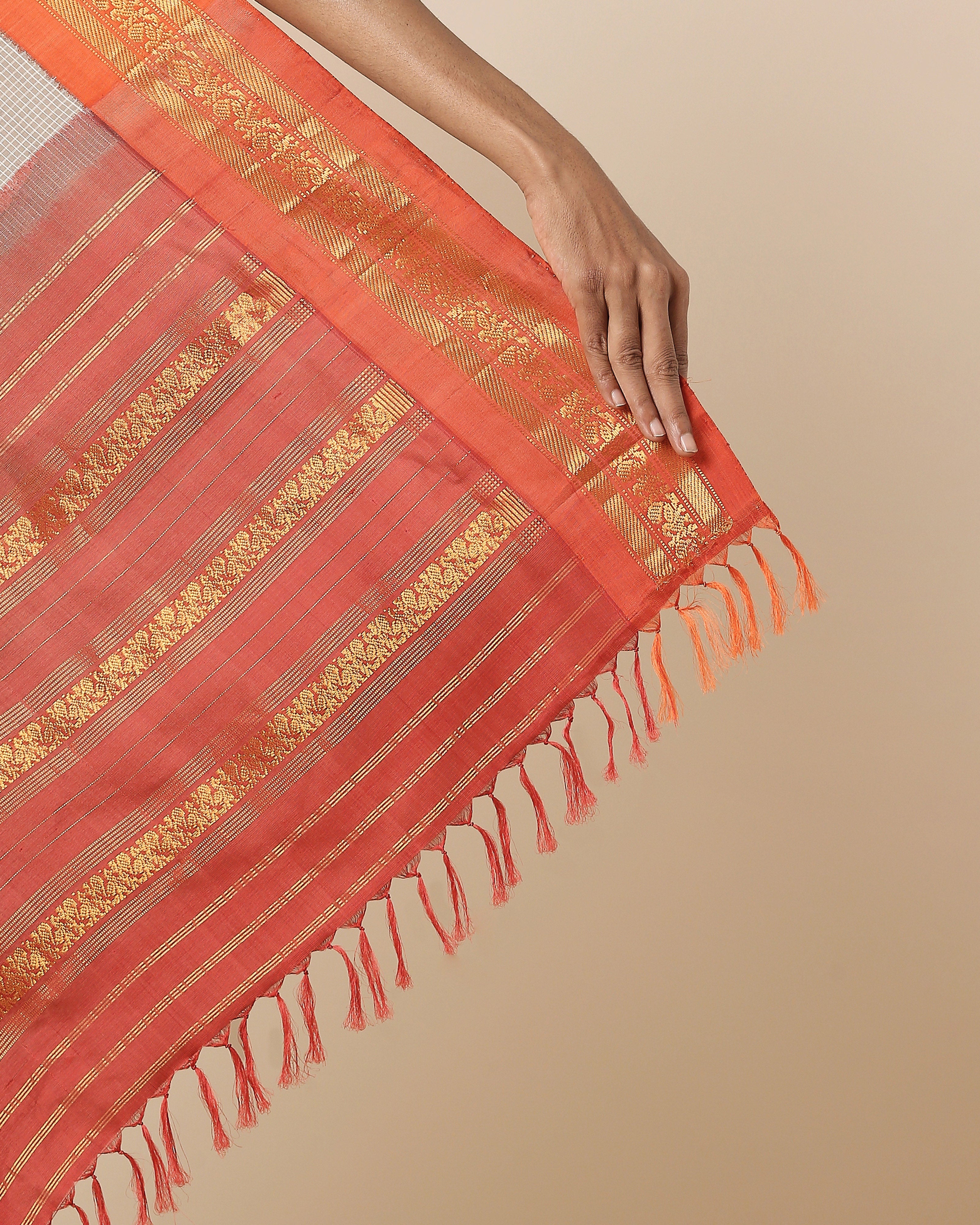 Saroka Gadwal Kuttu Weave Cotton Silk Saree