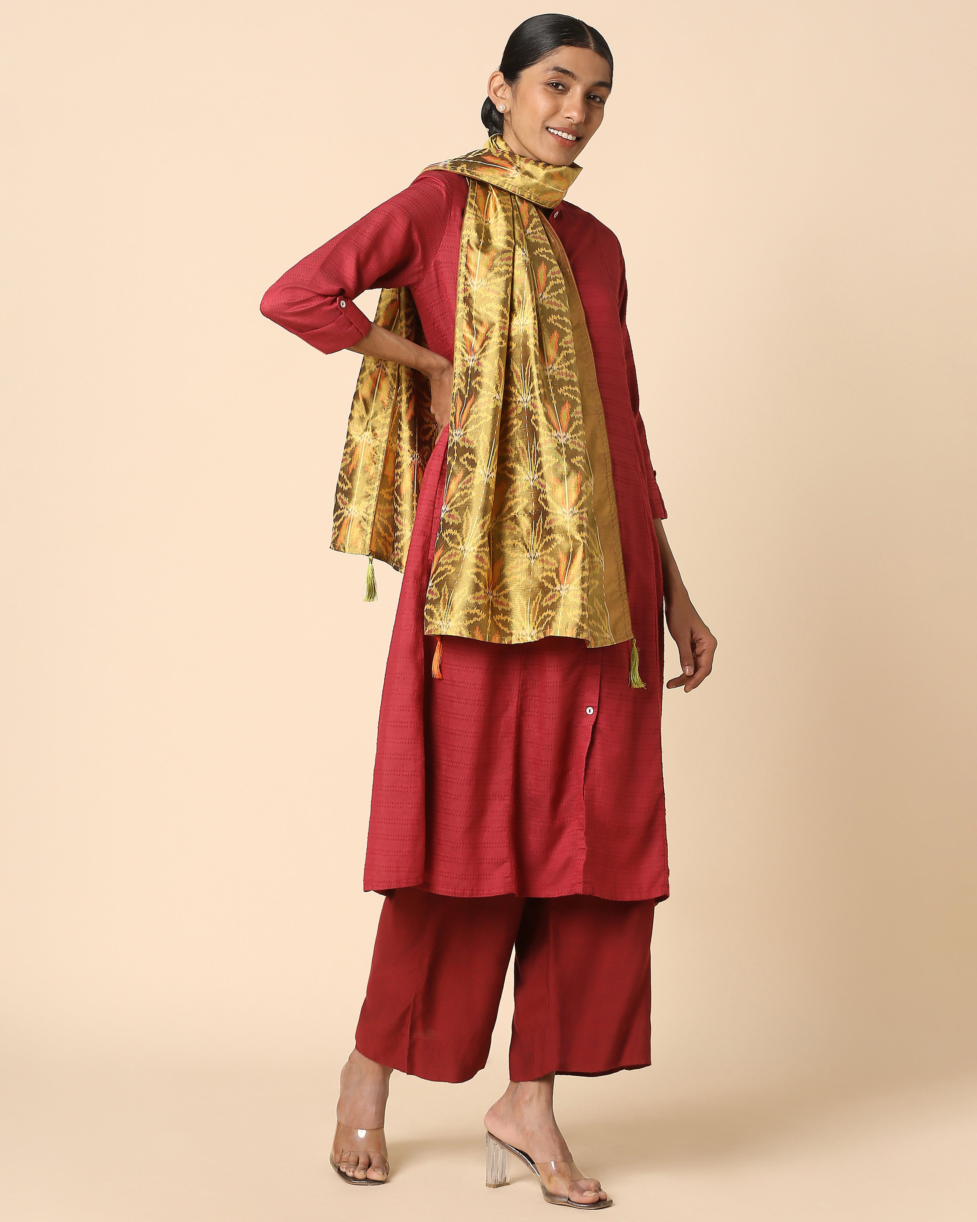 Isana Pochampally Warp Ikat Silk Stole