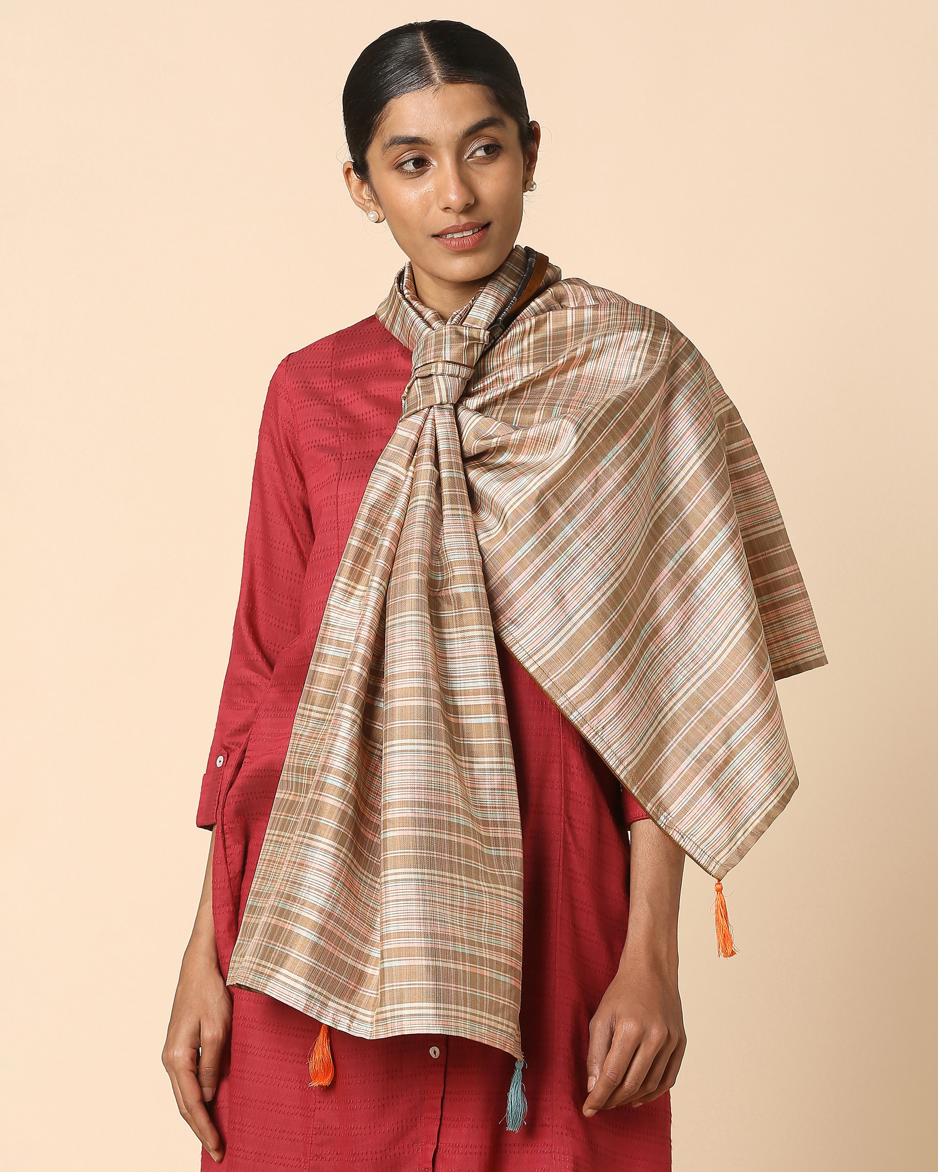 Isika Pochampally Double Ikat Silk Stole