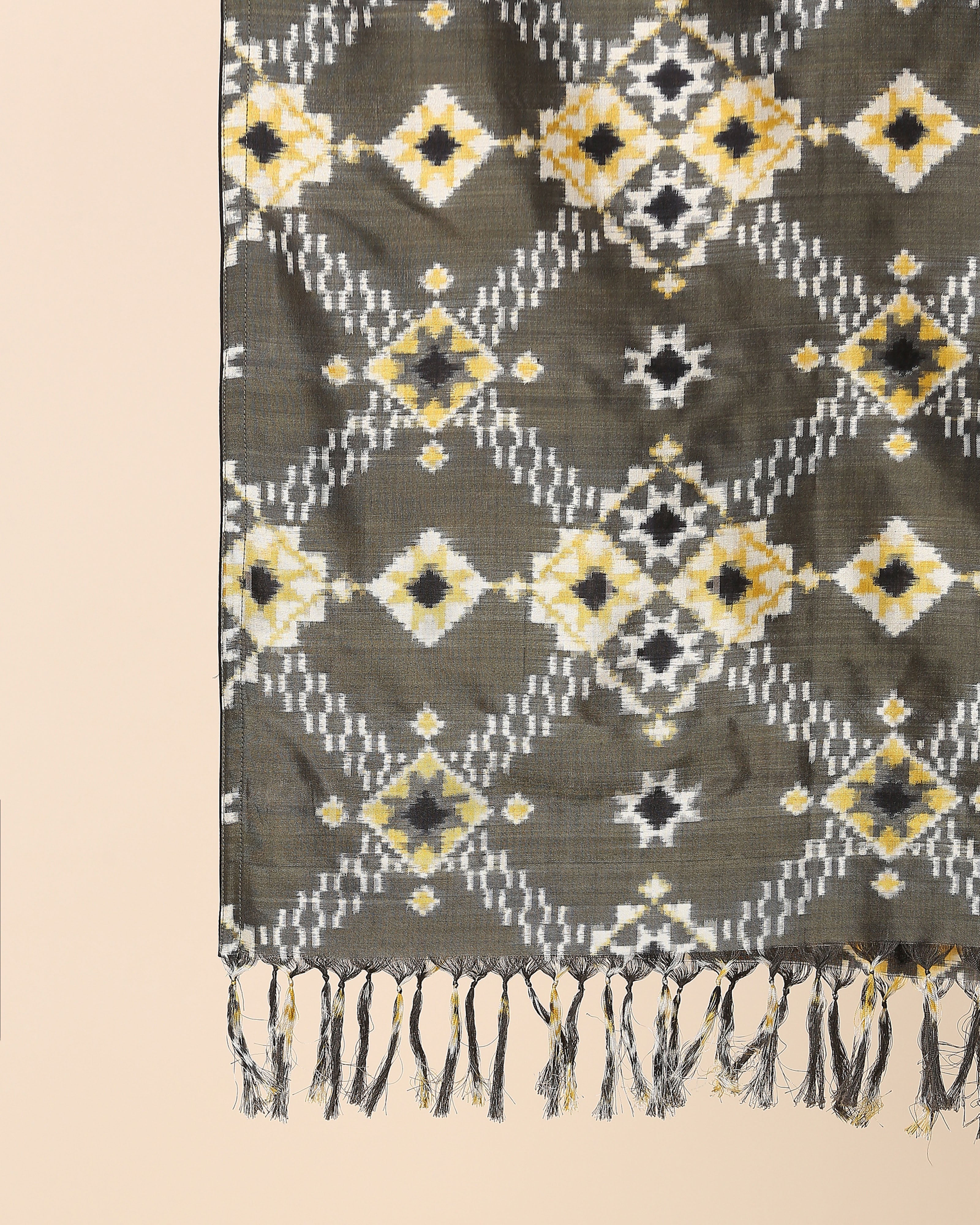 Nihara Pochampally Double Ikat Silk Stole