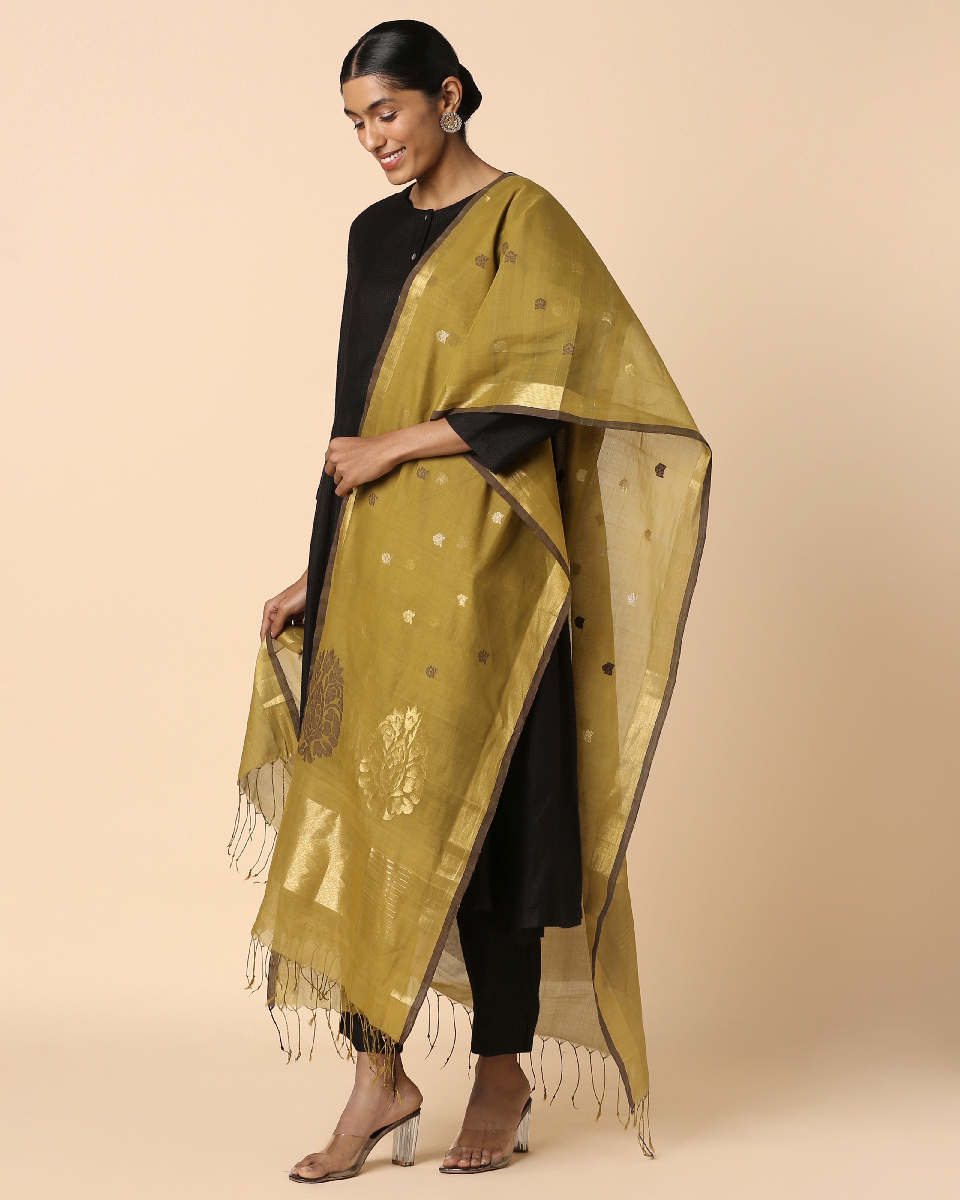 Raman Uppada Jamdani Cotton Dupatta