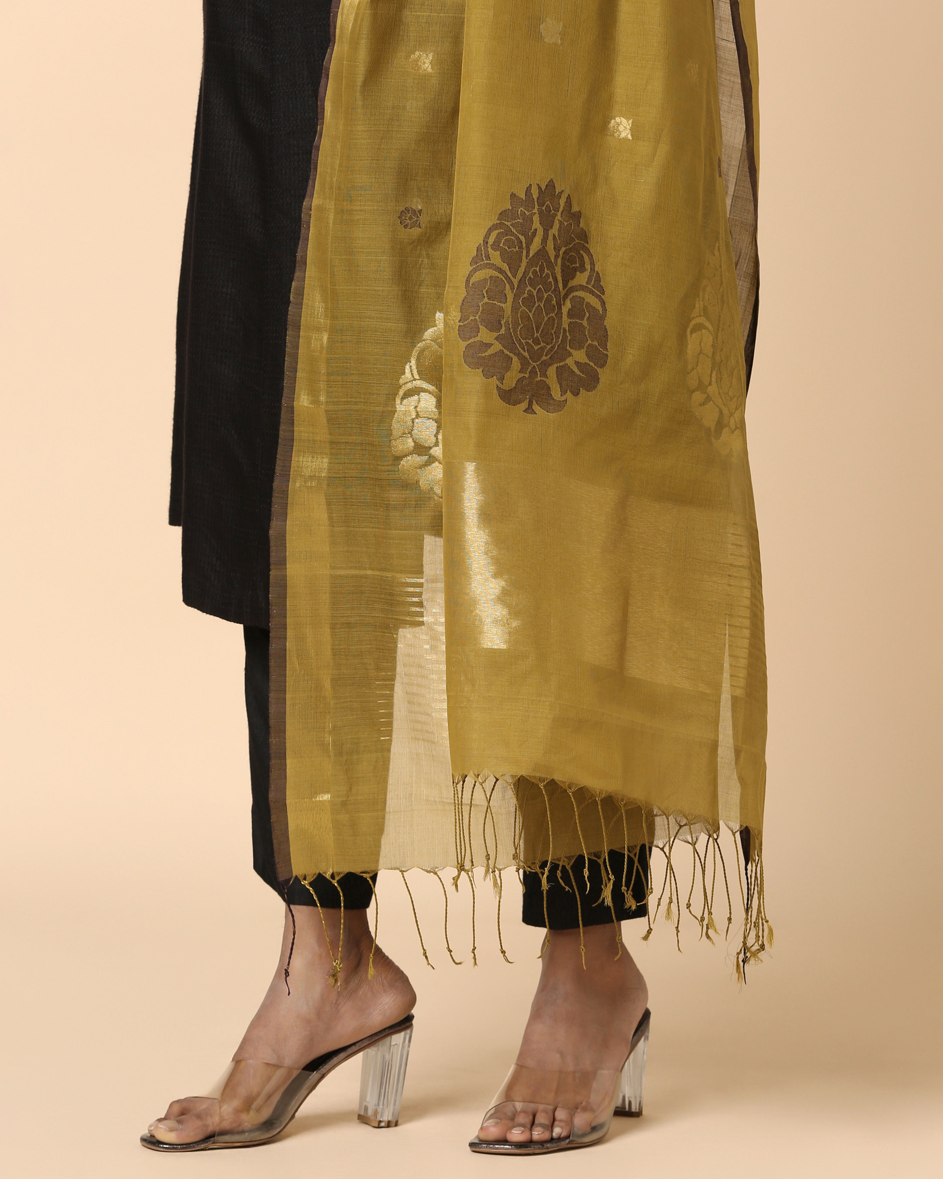 Raman Uppada Jamdani Cotton Dupatta