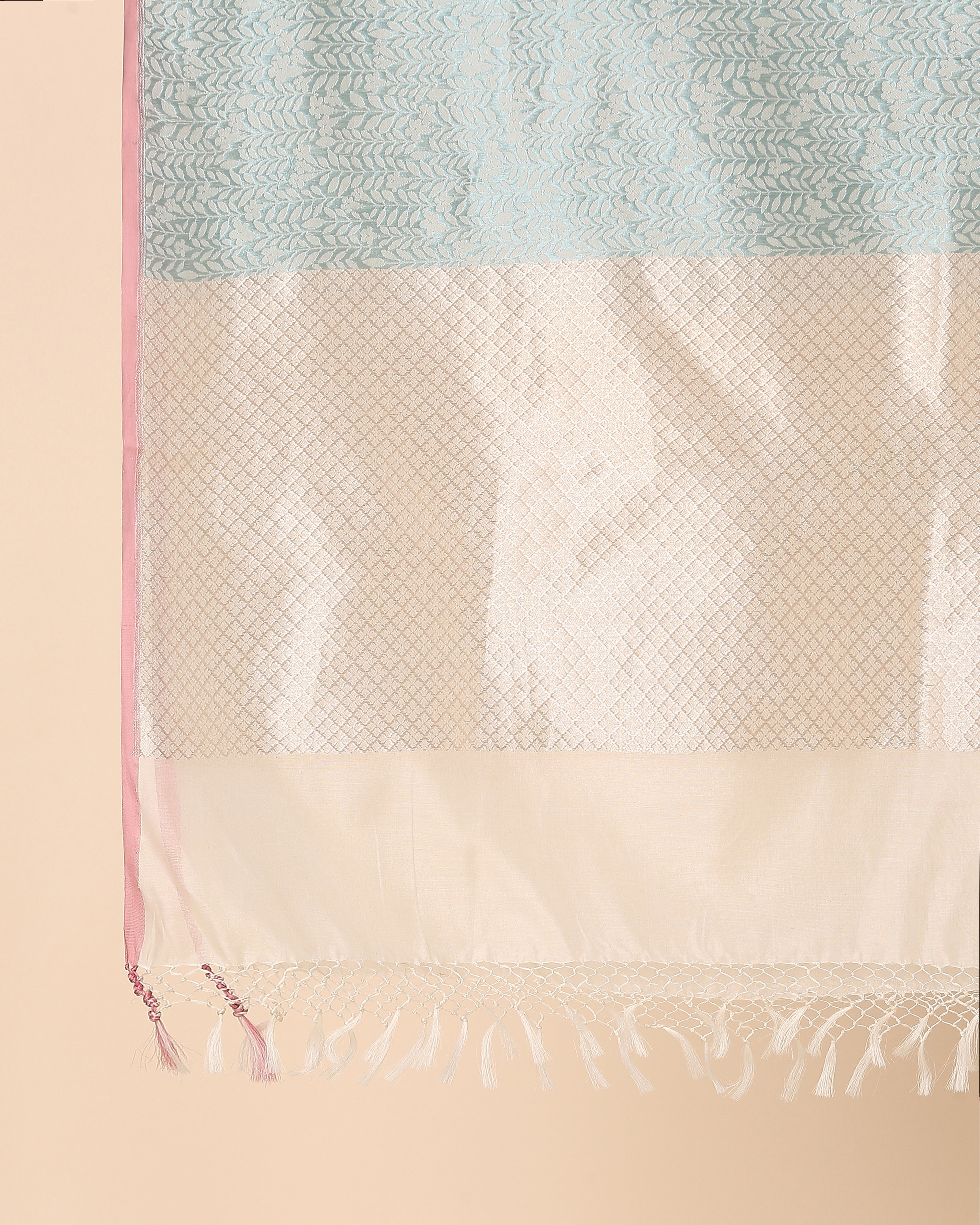 Trayi Banarasi Cutwork Silk Cotton Dupatta