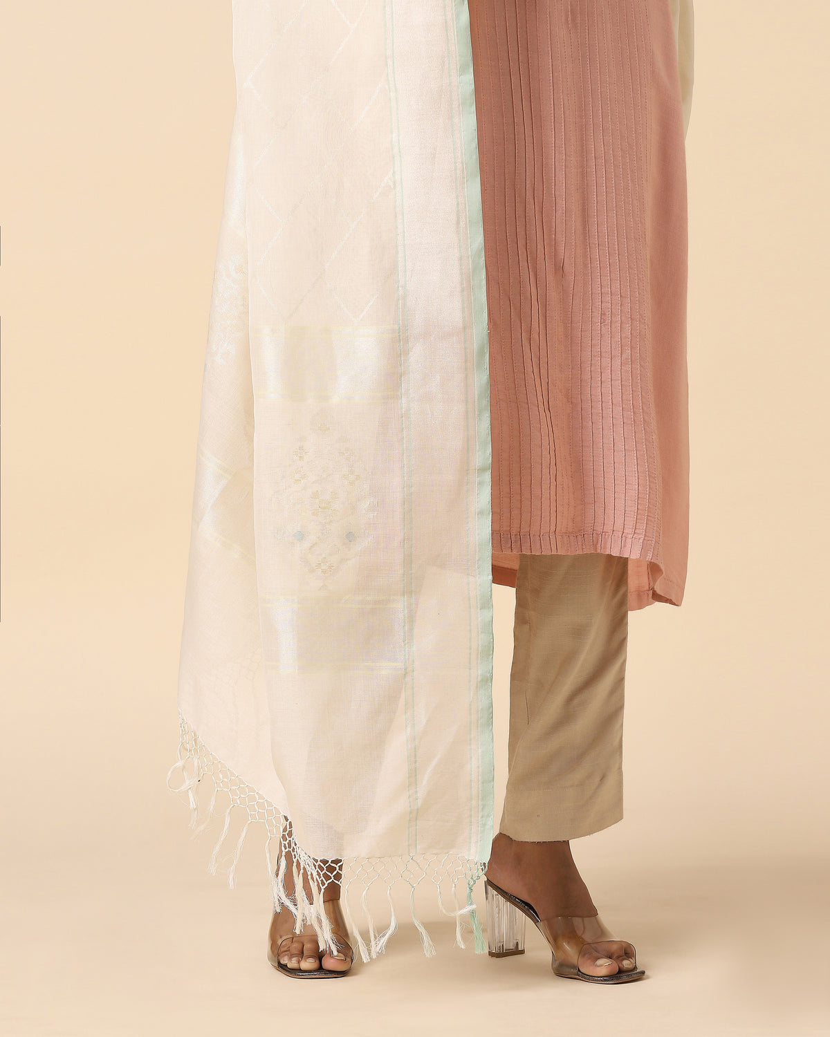 Nuvia Banarasi Jamdani Cotton Dupatta