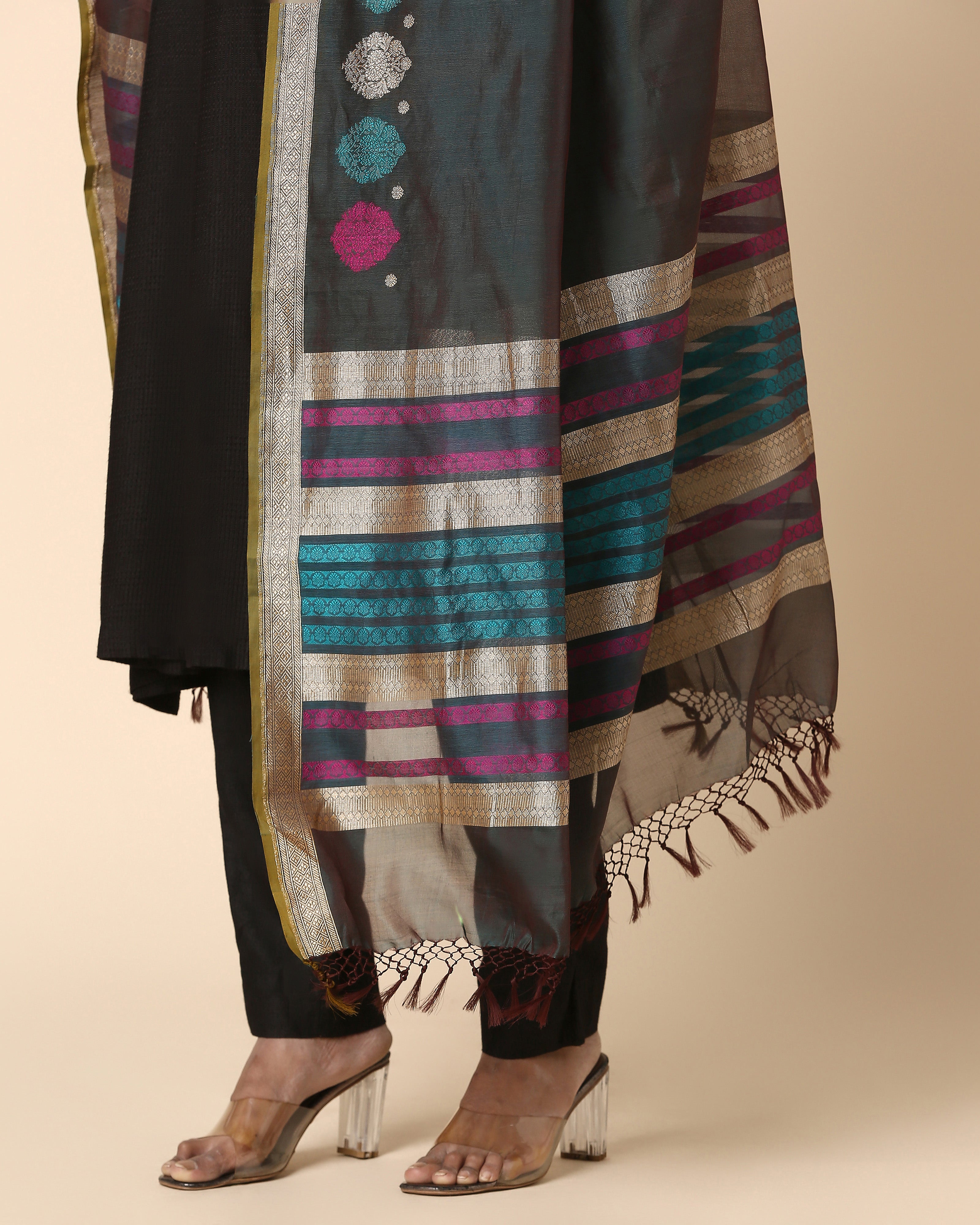 Hema Banarasi Kadwa Cotton Dupatta