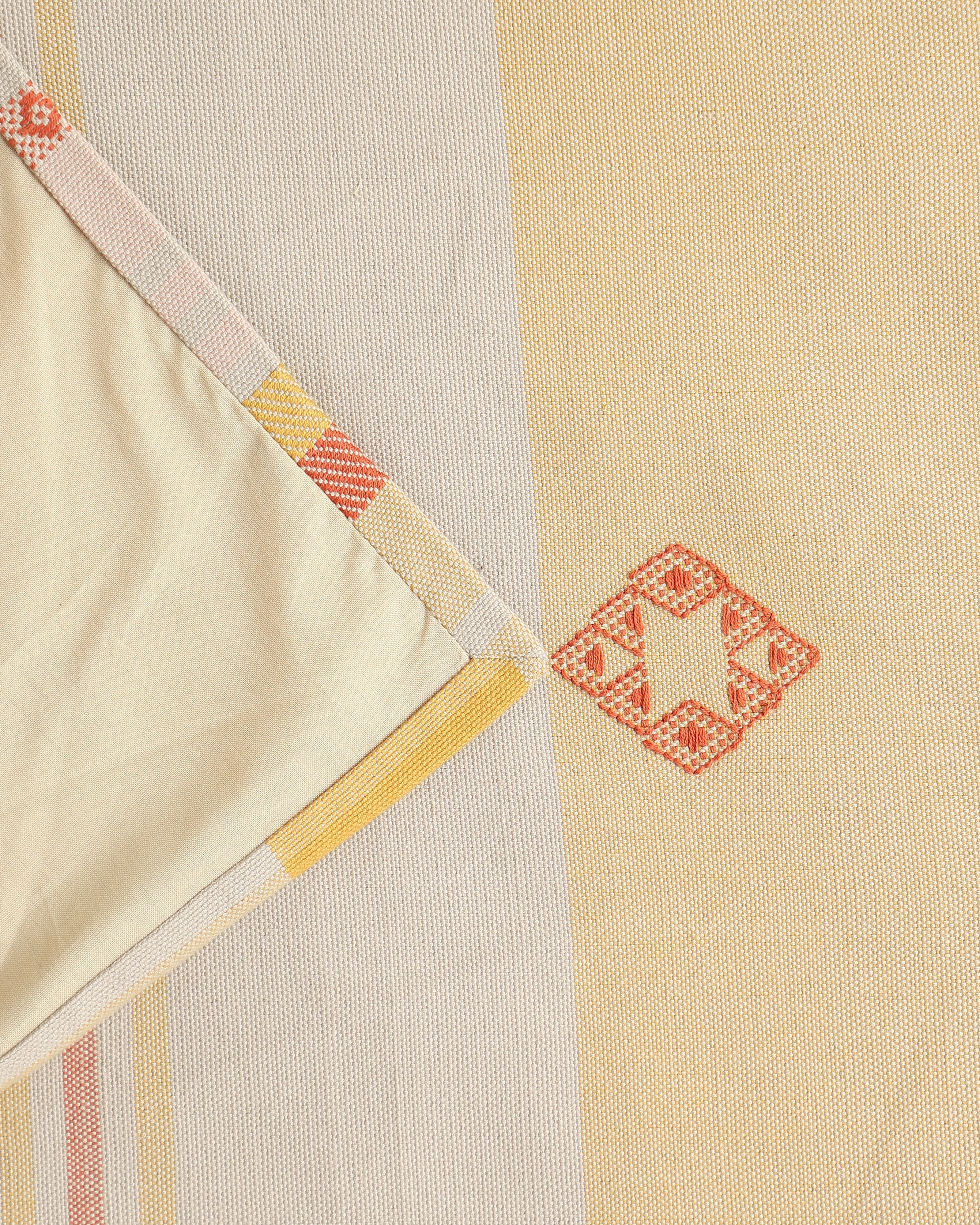 Som Bhujodi Extra Weft Cotton Table Runner